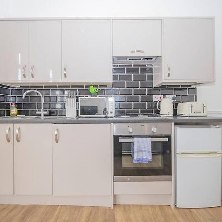 Flash Sales Offer - Any Week Day No Minimum Night Restrictions Central Hove 1 Bedroom Flat Bn38Bru02 Eksteriør billede